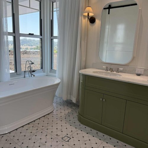 667e408f-044b-43b2-86fd-d02b04612d95